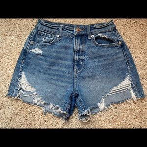 American Eagle Highest Rise Mom Short size 00